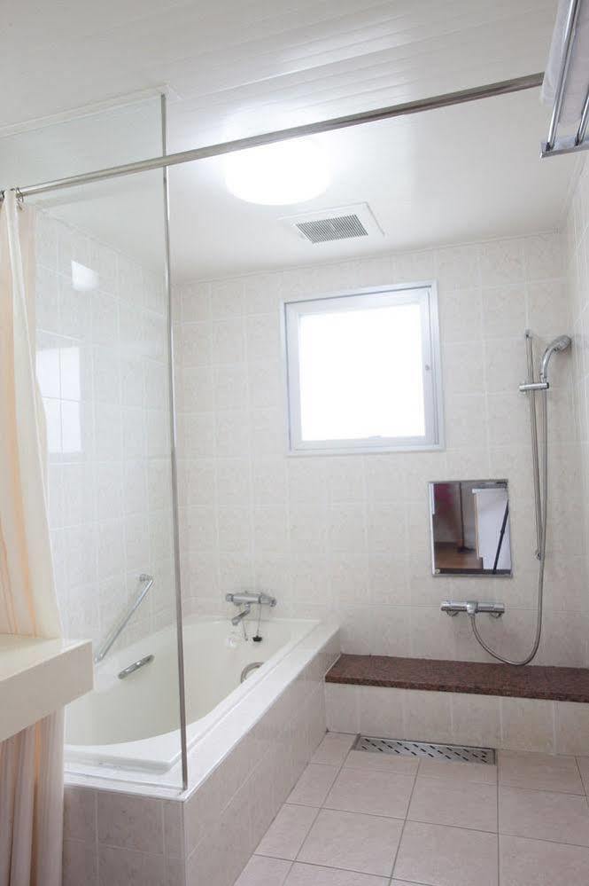 Yyy Club Ie Resort Ie Dış mekan fotoğraf
