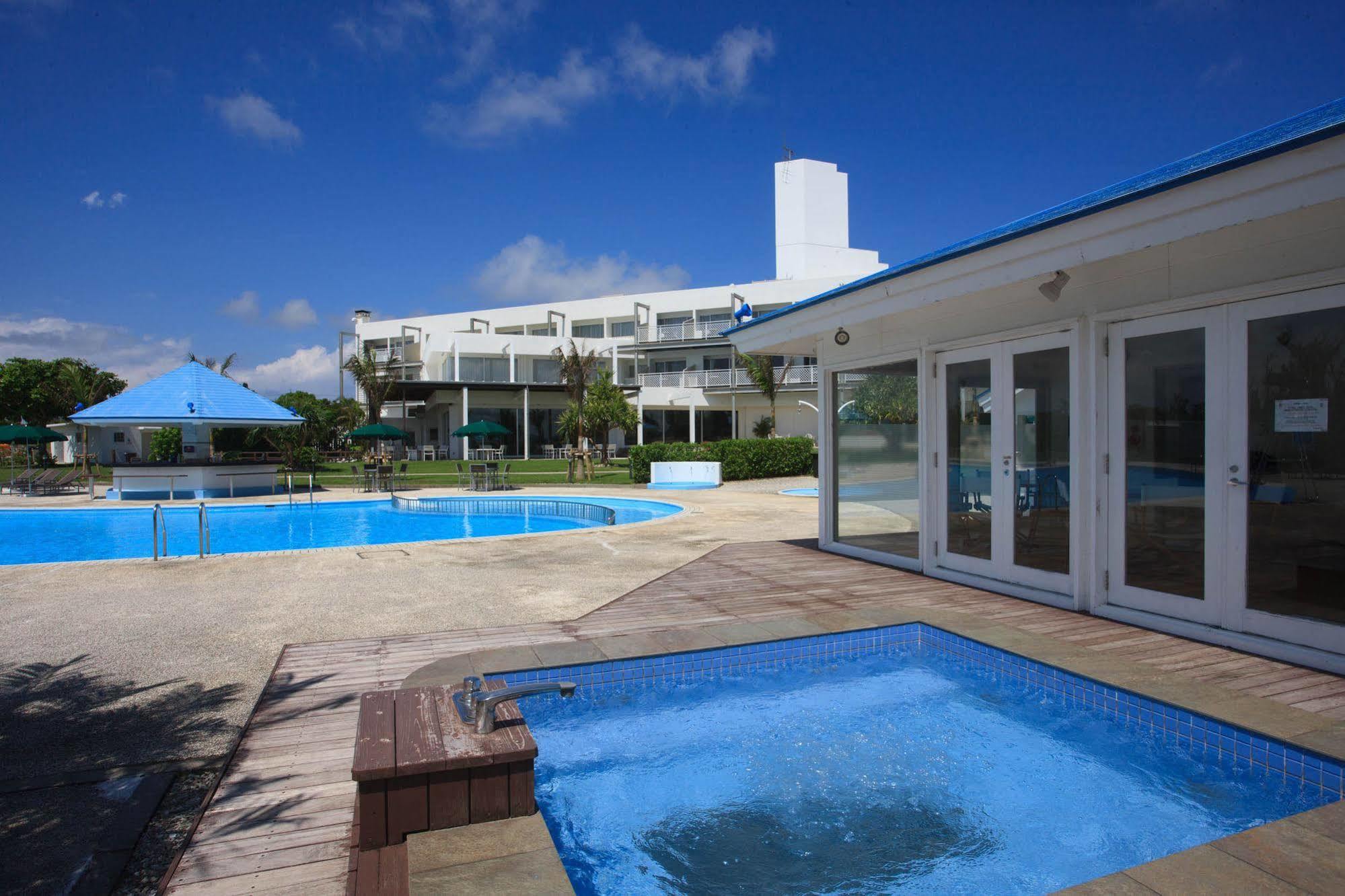 Yyy Club Ie Resort Ie Dış mekan fotoğraf