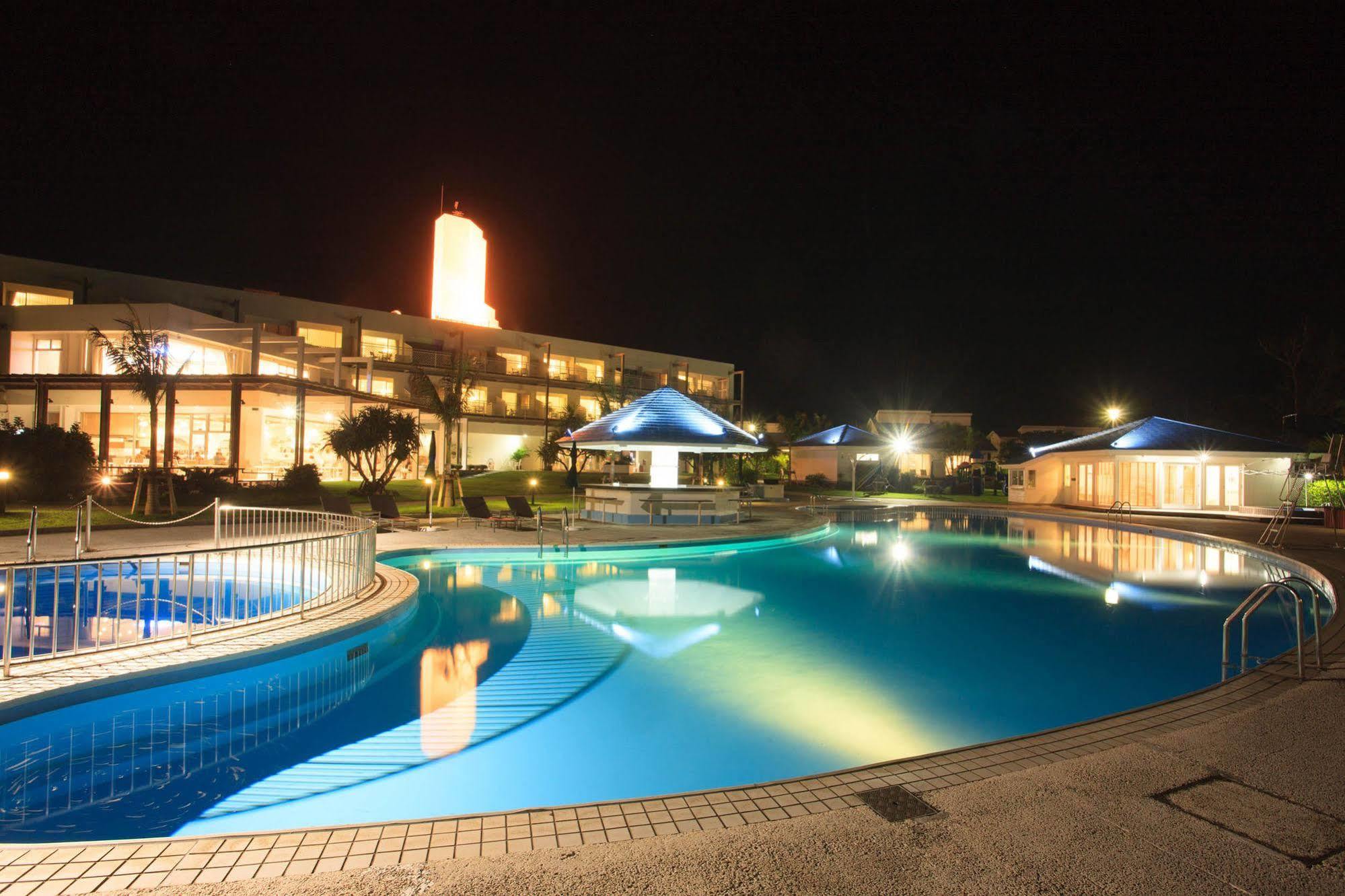 Yyy Club Ie Resort Ie Dış mekan fotoğraf